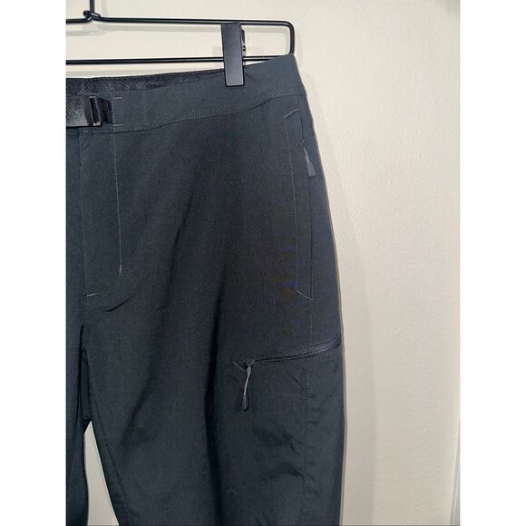 Mont.Bell Large Black Pants Hiking Women's - Picture 3 of 6